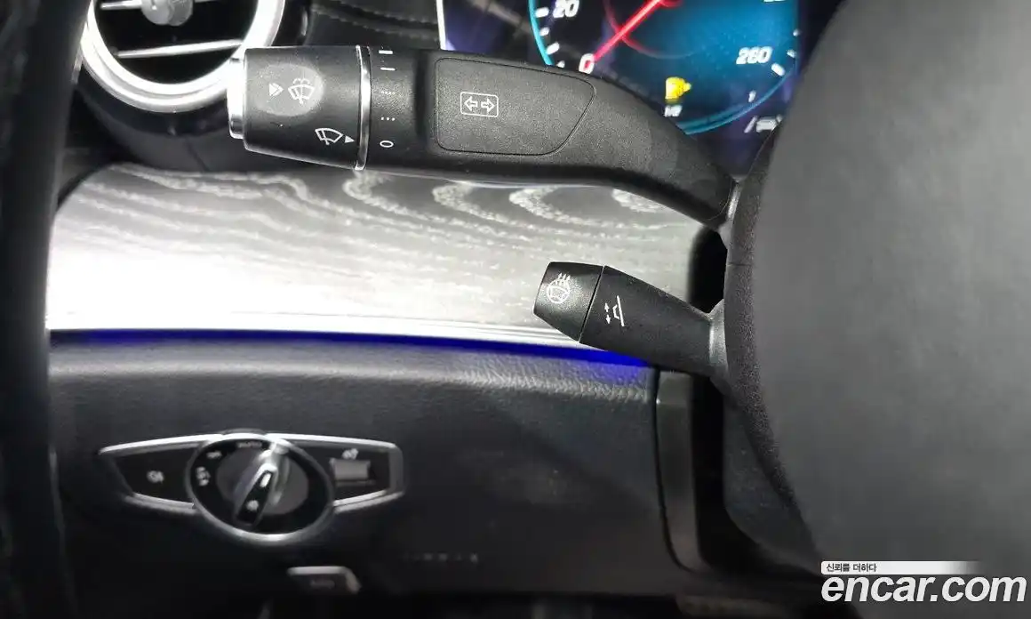 Mercedes-Benz E-Class 2022 2.0 Автомат в Москве № 161925, фото 19