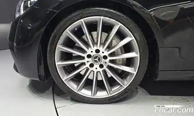 Mercedes-Benz E-Class 2022 2.0 Автомат в Москве № 161925, миниатюра 7