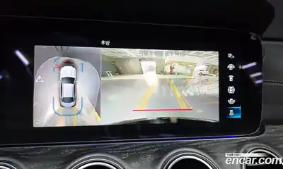 Mercedes-Benz E-Class 2022 2.0 Автомат в Москве № 161925, миниатюра 9