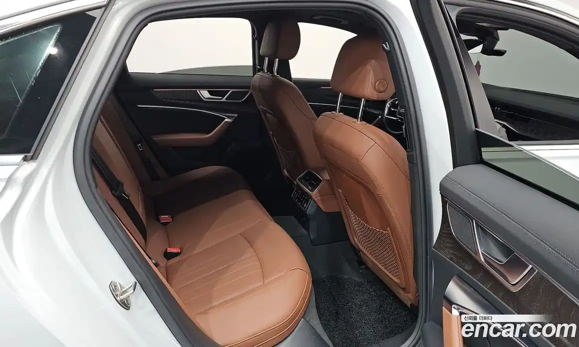 Audi A6 2023 2.0 Автомат в Москве № 162513, фото 5