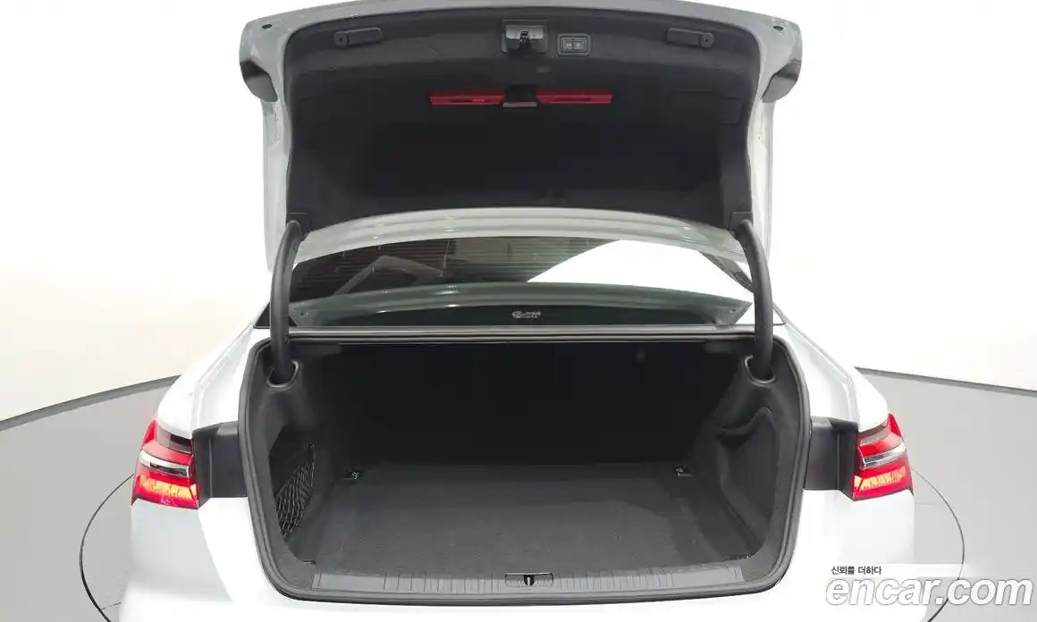 Audi A6 2023 2.0 Автомат в Москве № 162513, фото 8