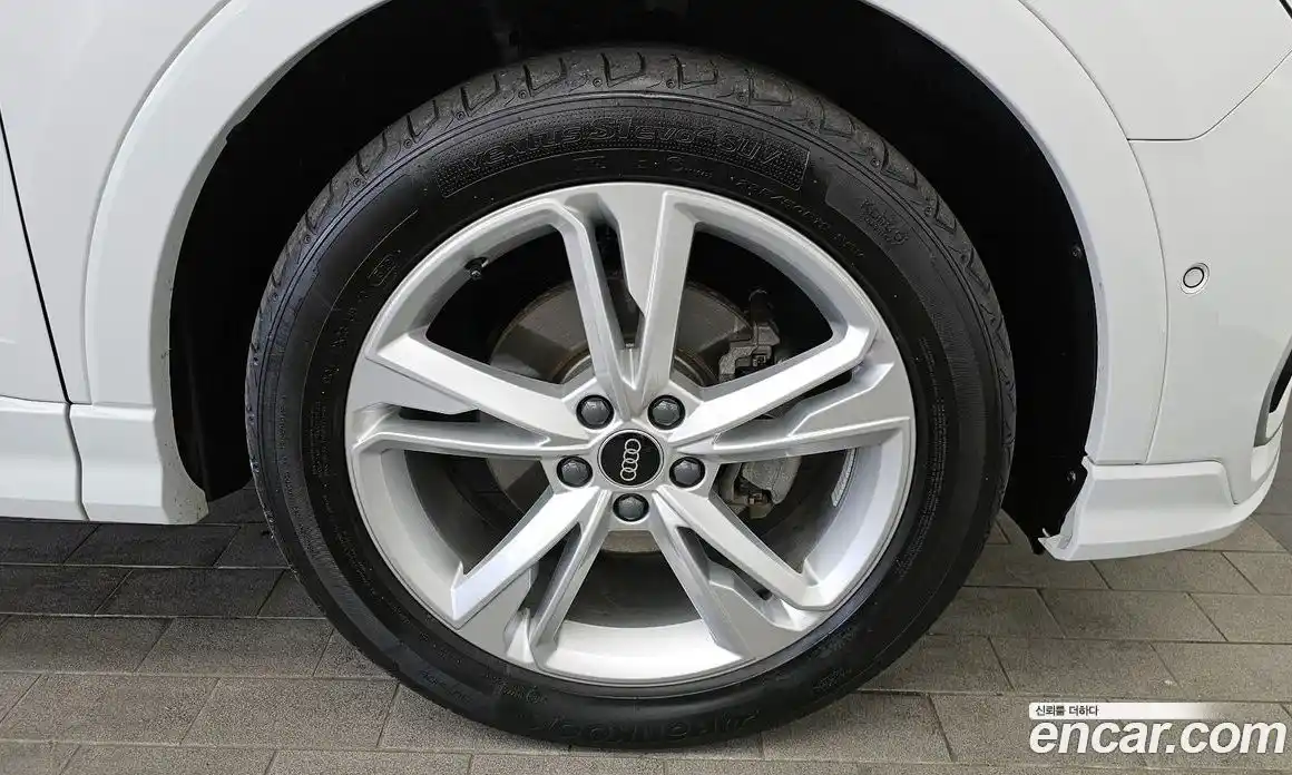 Audi Q3 2022 2.0 Автомат в Москве № 162982, фото 16