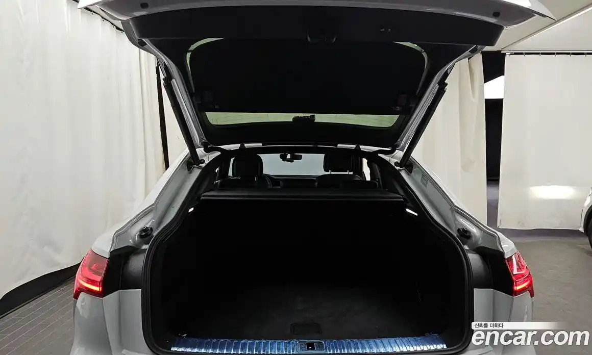 Audi e-tron 2022 0.2 Автомат в Москве № 163603, фото 13