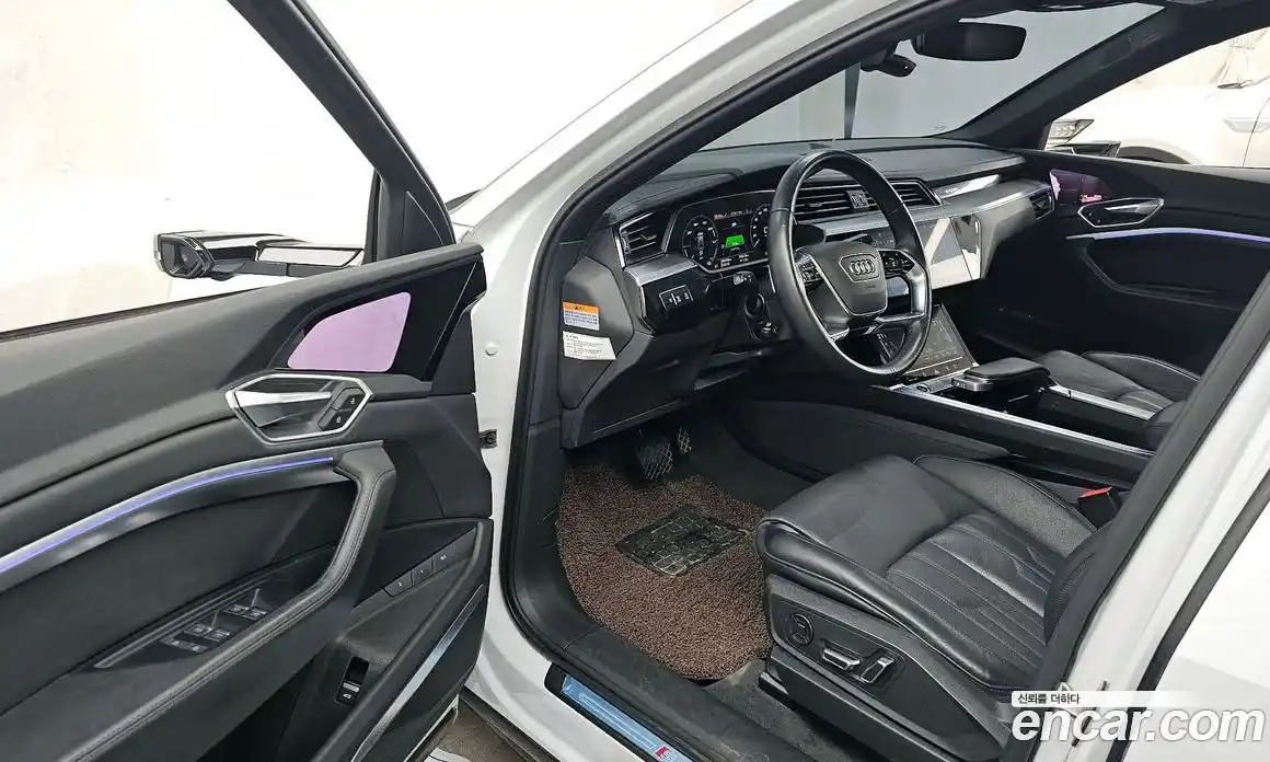 Audi e-tron 2022 0.2 Автомат в Москве № 163603, фото 18