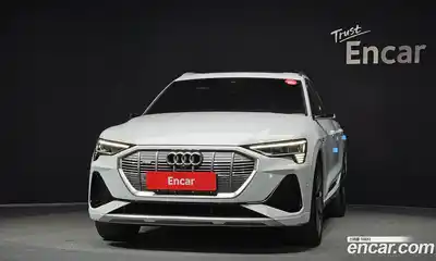 Audi e-tron 2022 0.2 Автомат в Москве № 163603, миниатюра 2