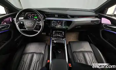 Audi e-tron 2022 0.2 Автомат в Москве № 163603, миниатюра 4