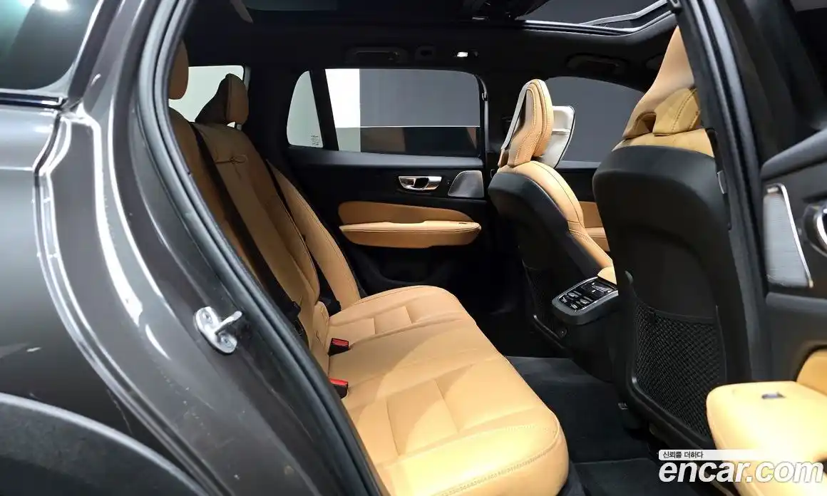 Volvo V60 2024 2.0 Автомат в Москве № 164136, фото 19