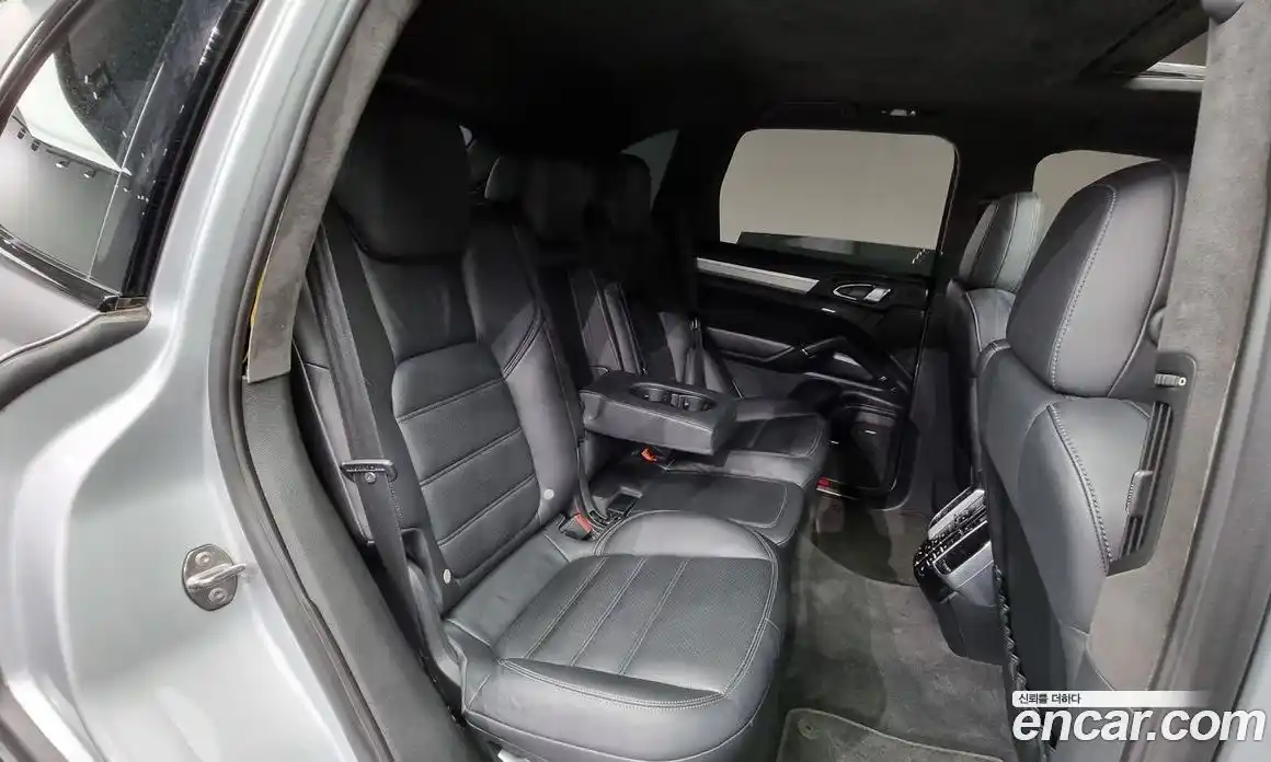 Porsche Cayenne 2011 4.8 Автомат в Москве № 165691, фото 20