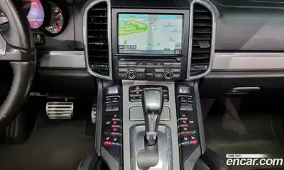 Porsche Cayenne 2011 4.8 Автомат в Москве № 165691, миниатюра 4