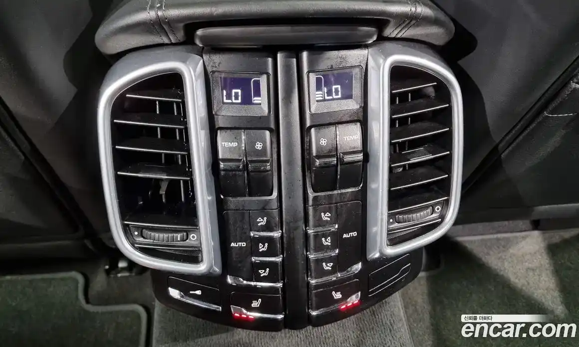 Porsche Cayenne 2011 4.8 Автомат в Москве № 165691, фото 5