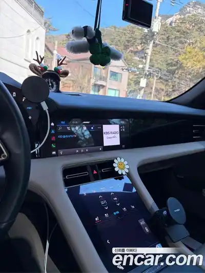 Porsche Taycan 2023 Автомат в Москве № 165797, миниатюра 5