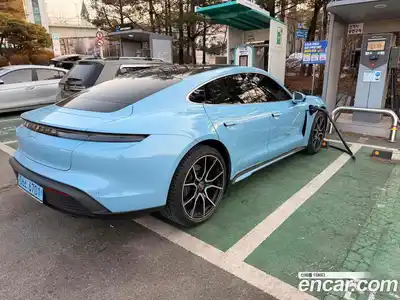 Porsche Taycan 2023 Автомат в Москве № 165797, миниатюра 6