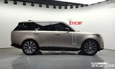 Land Rover Range-Rover 2024 4.4 Автомат в Москве № 165936, миниатюра 10