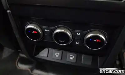 Land Rover Defender 2024 3.0 Автомат в Москве № 166080, миниатюра 11