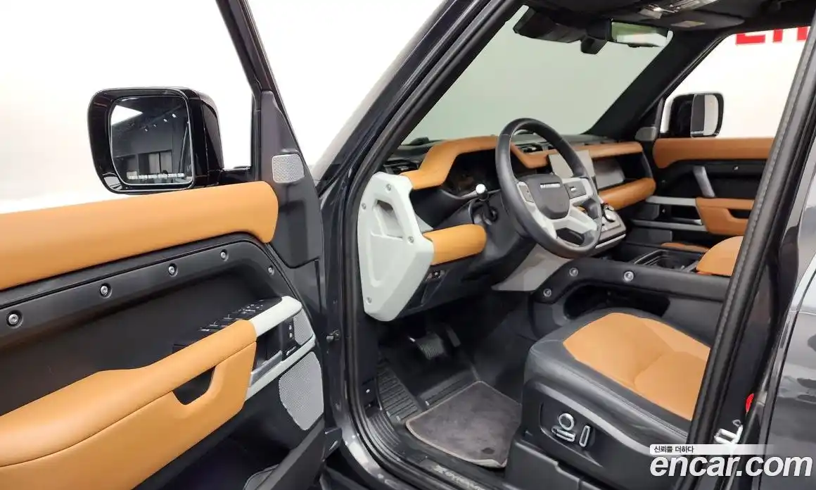 Land Rover Defender 2024 3.0 Автомат в Москве № 166080, фото 10