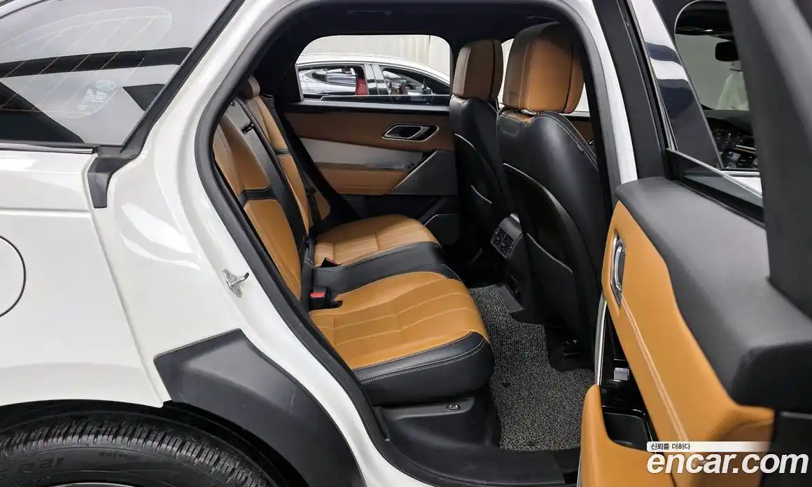 Land Rover Range-Rover Velar 2018 3.0 Автомат в Москве № 166272, фото 11