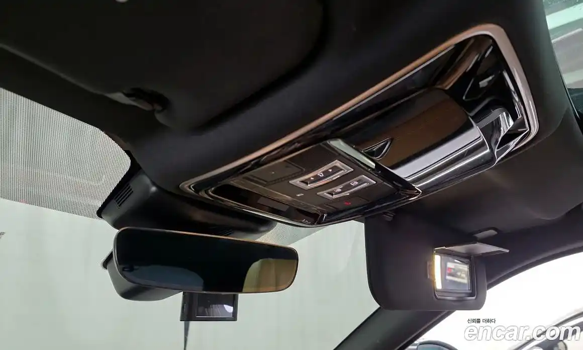 Land Rover Range-Rover Velar 2018 3.0 Автомат в Москве № 166272, фото 14