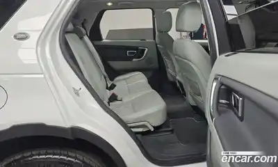 Land Rover Discovery Sport 2018 2.0 Автомат в Москве № 166362, миниатюра 3