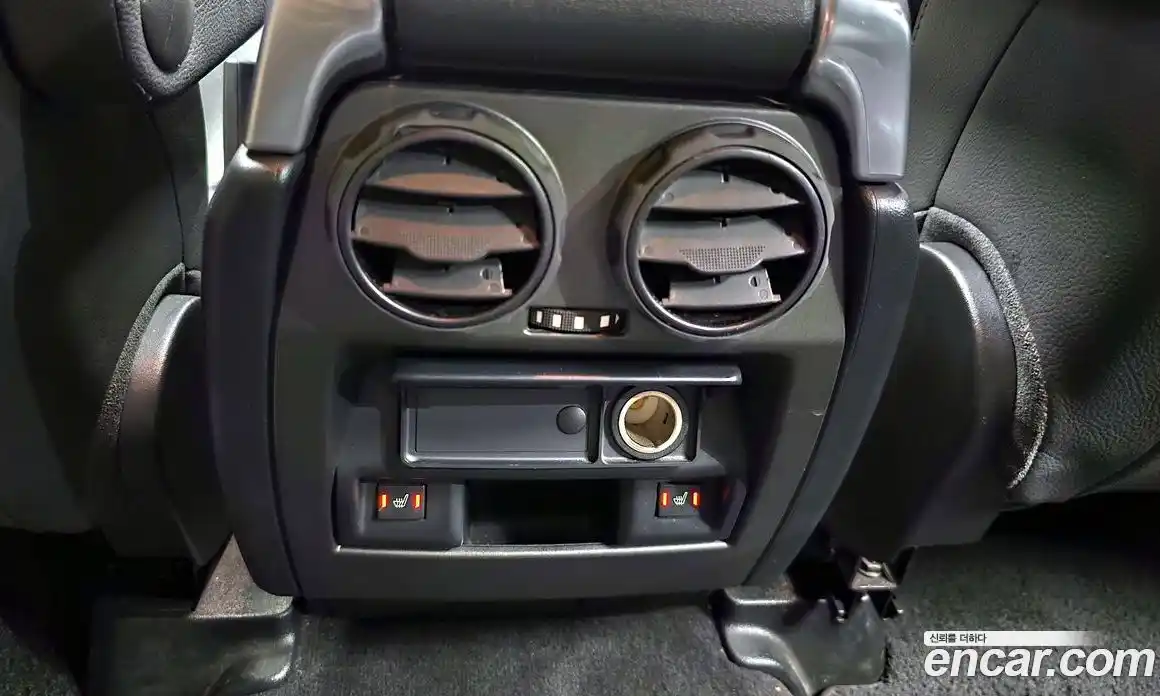 Land Rover Discovery 2015 3.0 Автомат в Москве № 166693, фото 11