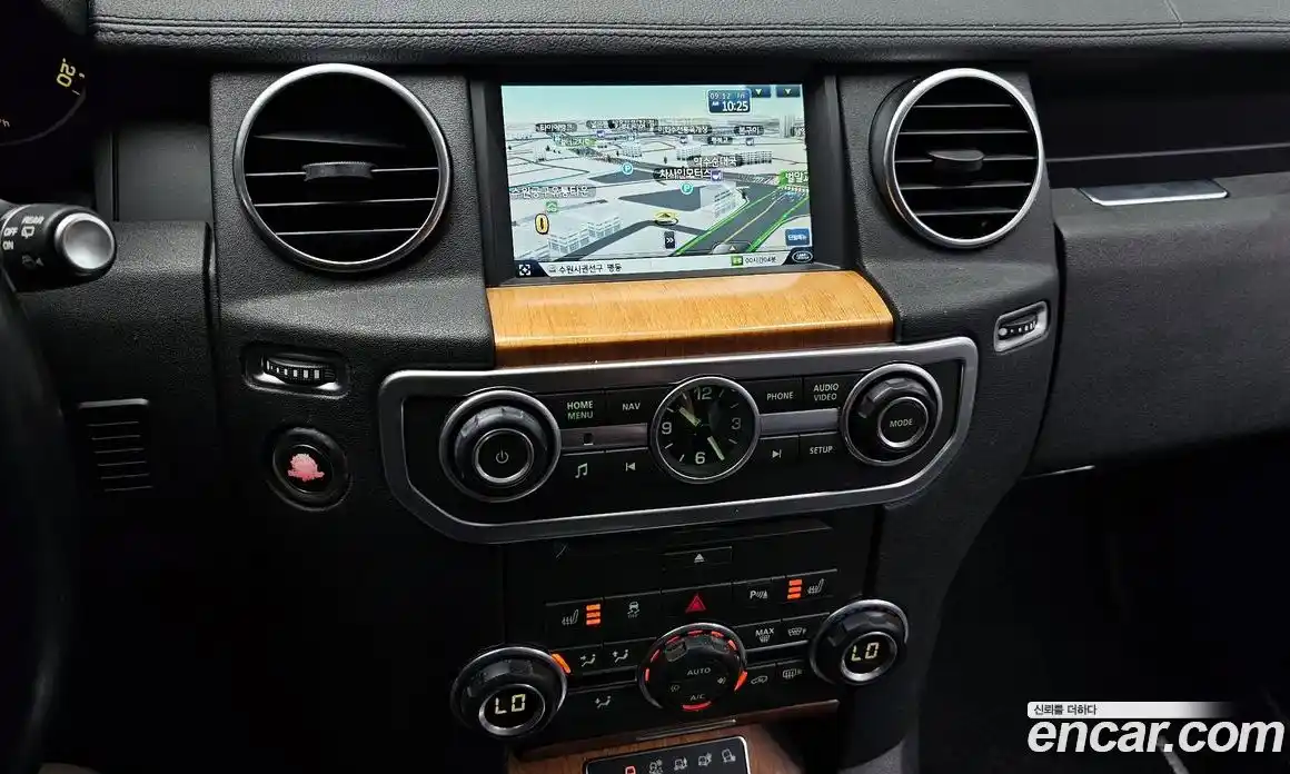 Land Rover Discovery 2015 3.0 Автомат в Москве № 166693, фото 15