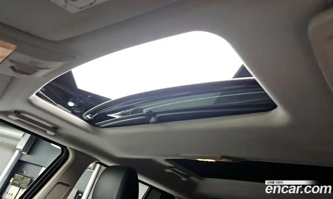 Land Rover Discovery 2015 3.0 Автомат в Москве № 166693, фото 17