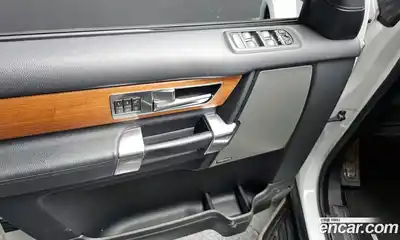 Land Rover Discovery 2015 3.0 Автомат в Москве № 166693, миниатюра 10