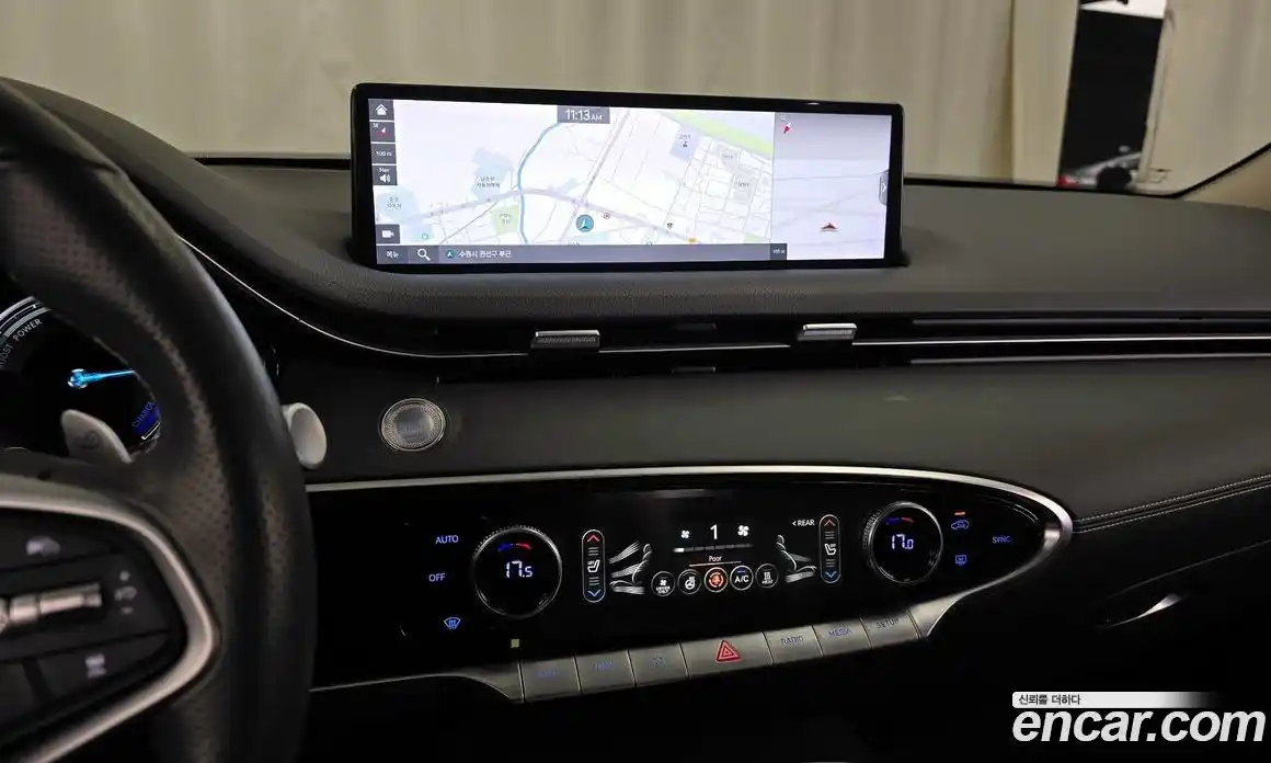 Genesis GV70 2022 0.1 Автомат в Москве № 16680, фото 1