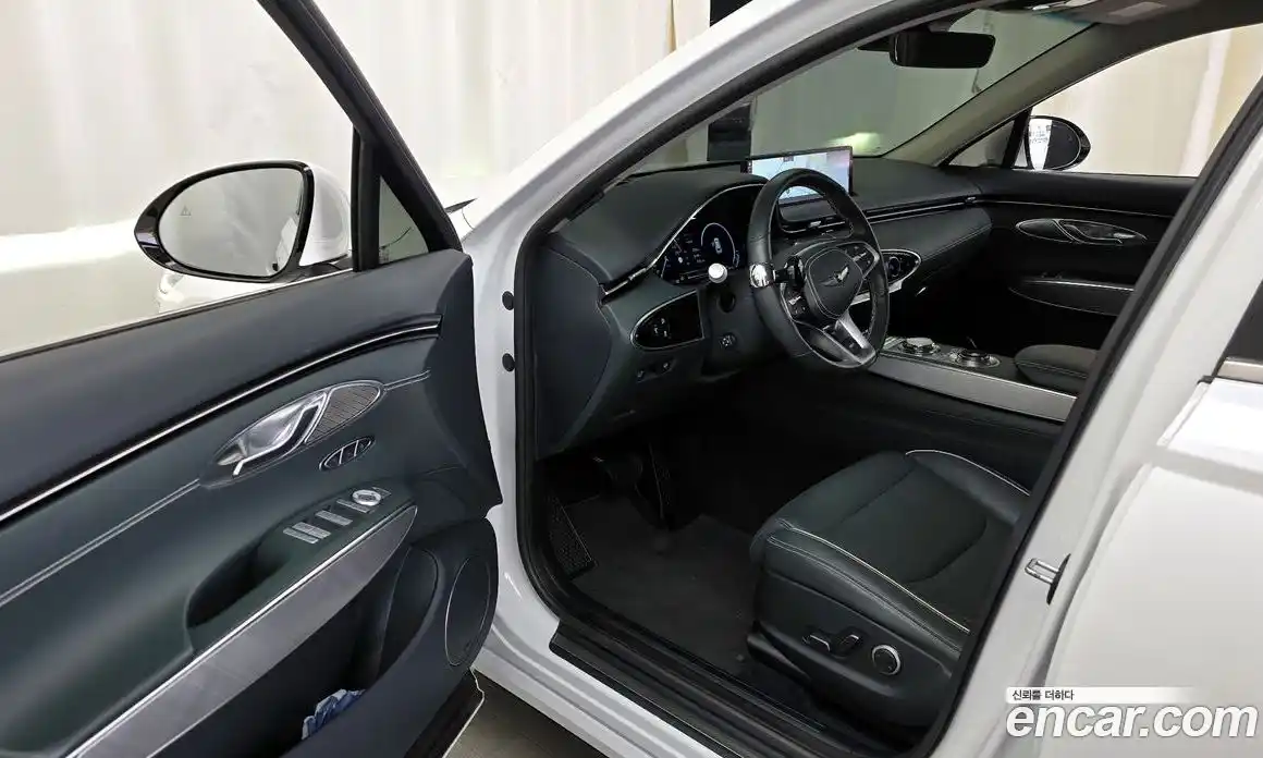 Genesis GV70 2022 0.1 Автомат в Москве № 16680, фото 13