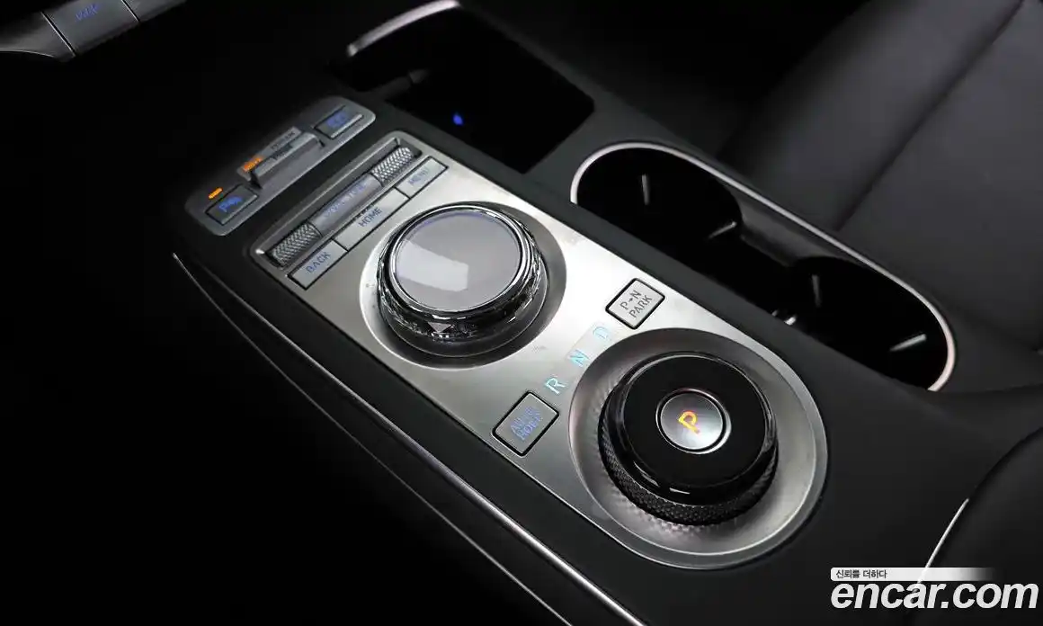 Genesis GV70 2022 0.1 Автомат в Москве № 16680, фото 3