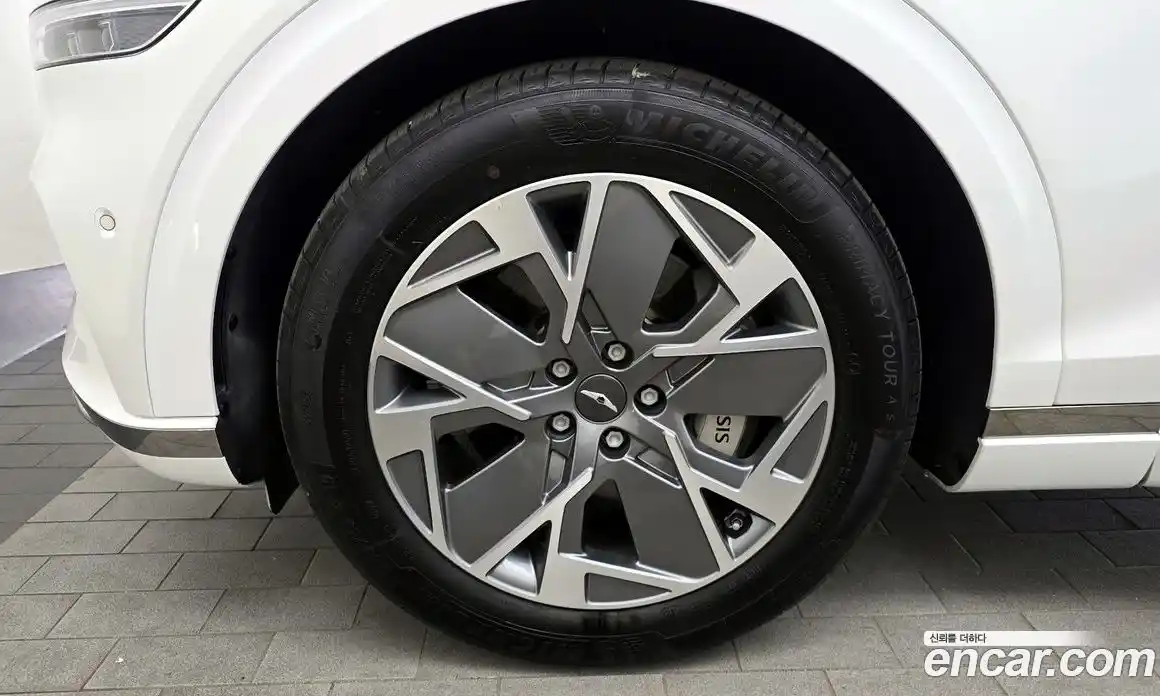 Genesis GV70 2022 0.1 Автомат в Москве № 16680, фото 9