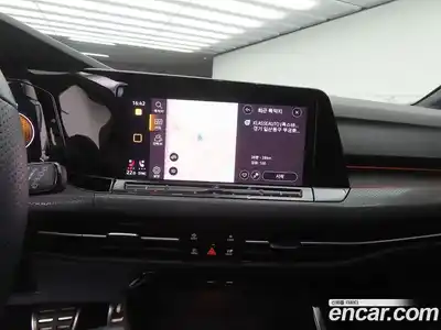 Volkswagen Golf 2024 2.0 Автомат в Москве № 168510, миниатюра 3