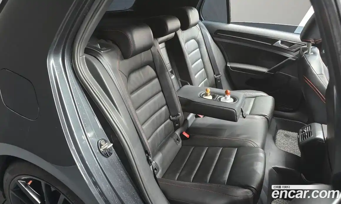 Volkswagen Golf 2016 2.0 Автомат в Москве № 168859, фото 14