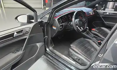 Volkswagen Golf 2016 2.0 Автомат в Москве № 168859, миниатюра 3