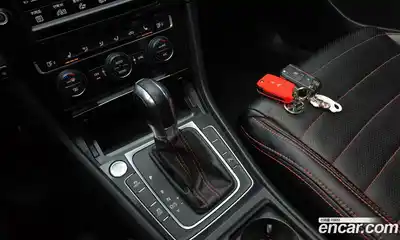 Volkswagen Golf 2016 2.0 Автомат в Москве № 168859, миниатюра 6