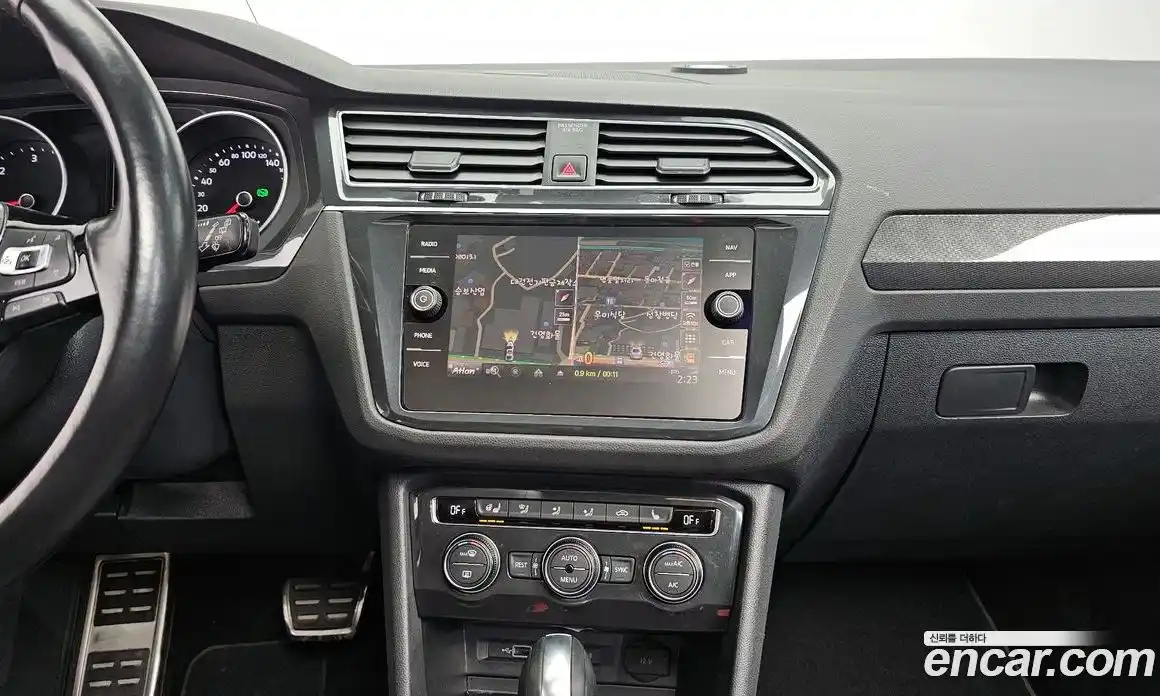 Volkswagen Tiguan 2020 2.0 Автомат в Москве № 168878, фото 18