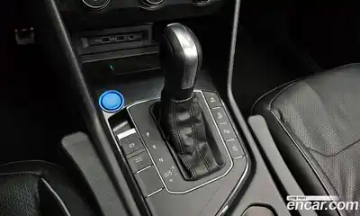 Volkswagen Tiguan 2020 2.0 Автомат в Москве № 168878, миниатюра 8