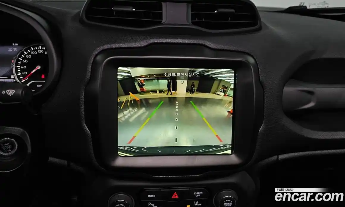 Jeep Renegade 2023 1.3 Автомат в Москве № 169476, фото 13