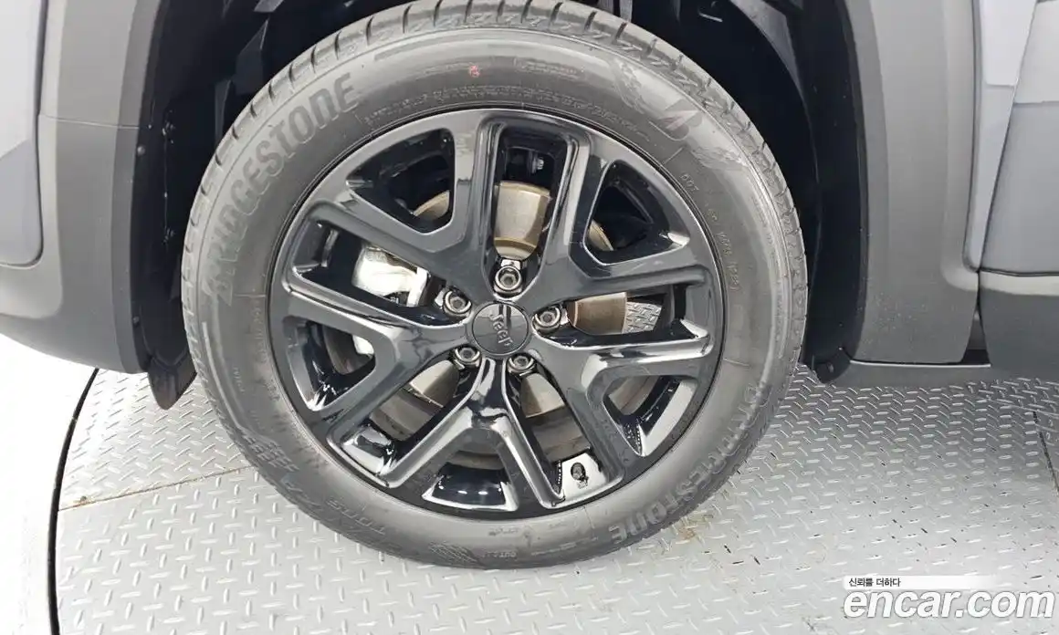 Jeep Renegade 2023 1.3 Автомат в Москве № 169476, фото 17