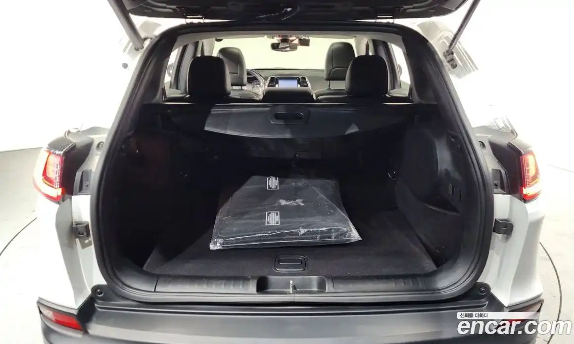 Jeep Cherokee 2020 2.4 Автомат в Москве № 169612, фото 13