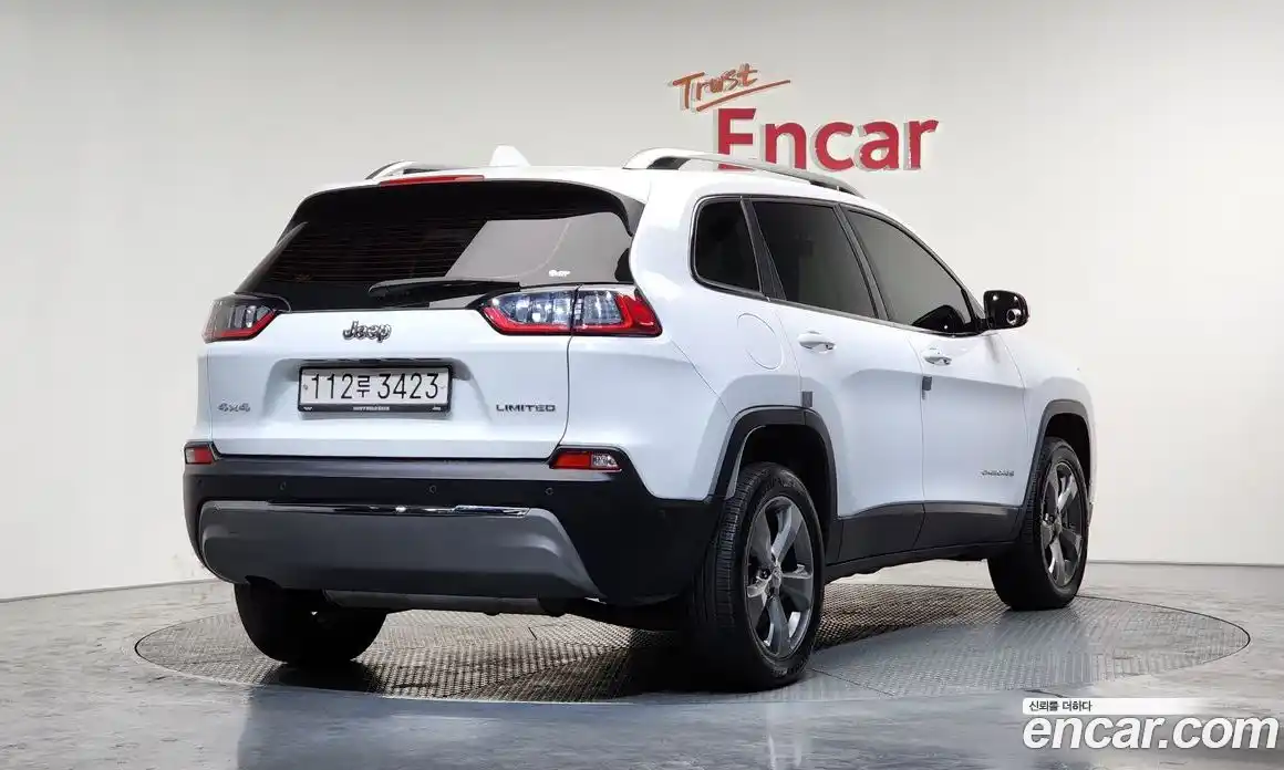 Jeep Cherokee 2020 2.4 Автомат в Москве № 169612, фото 19