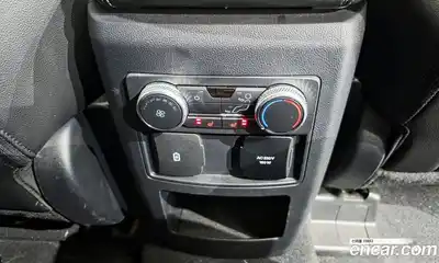 Ford Explorer 2021 2.3 Автомат в Москве № 170849, миниатюра 5