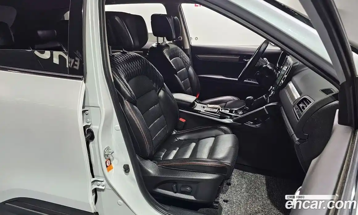 Renault QM6 2022 2.0 Автомат в Москве № 178615, фото 11