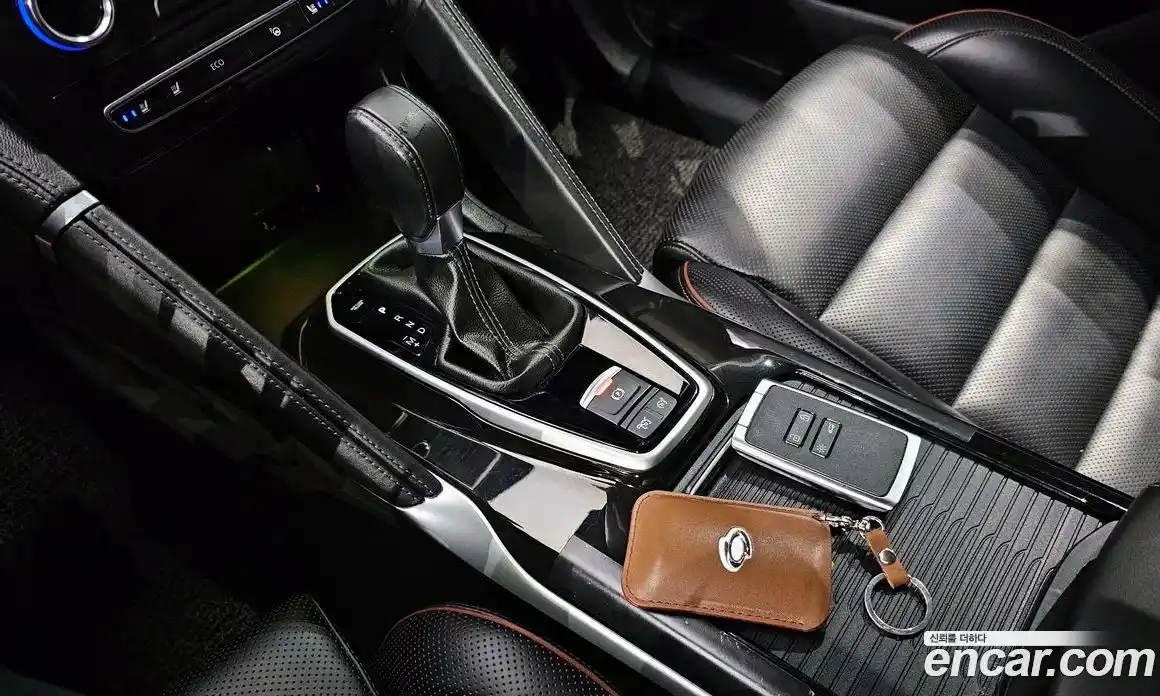 Renault QM6 2022 2.0 Автомат в Москве № 178615, фото 17