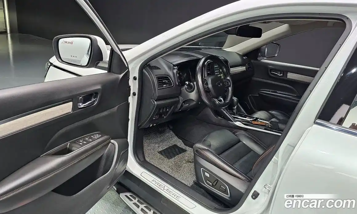 Renault QM6 2022 2.0 Автомат в Москве № 178615, фото 10