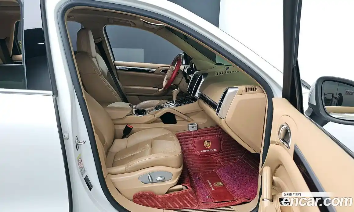 Porsche Cayenne 2014 3.0 Автомат в Москве № 182021, фото 8