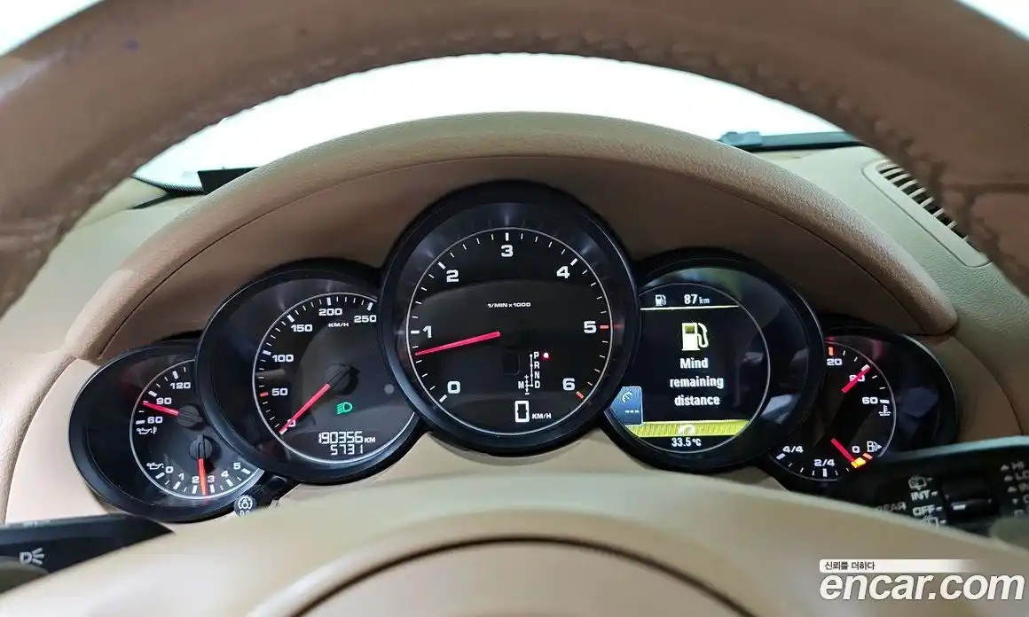 Porsche Cayenne 2014 3.0 Автомат в Москве № 182021, фото 10