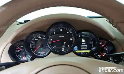 Porsche Cayenne 2014 3.0 Автомат в Москве № 182021, миниатюра 10