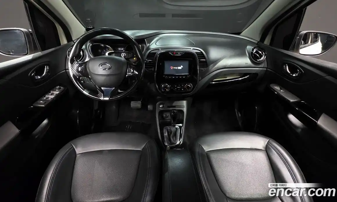 Renault QM3 2015 1.5 Автомат в Москве № 184886, фото 13