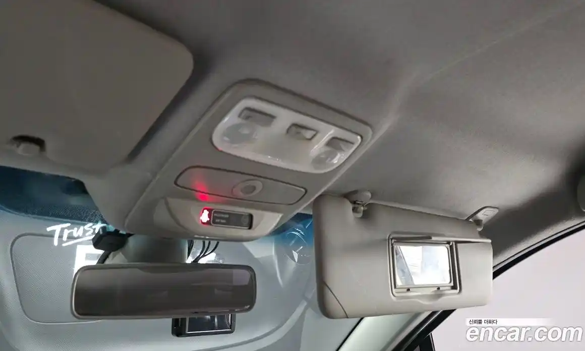 Renault QM3 2015 1.5 Автомат в Москве № 184886, фото 17