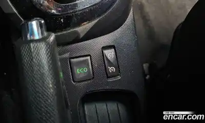 Renault QM3 2015 1.5 Автомат в Москве № 184886, миниатюра 3